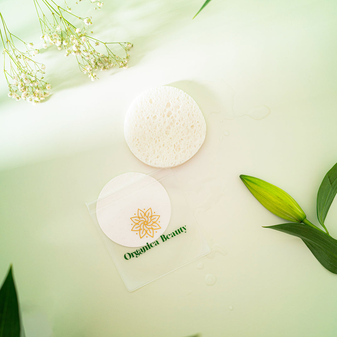 Éponge végétale humidifiée pour nettoyage doux du visage