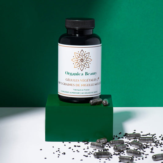 Bienfaits de l'huile et des graines de nigelle bio sur la peau et la santé Organica Beauty